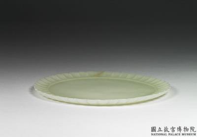 图片[2]-Jade plate with floral rim, India-China Archive